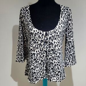 Linda Matthews Women's Animal Print Peplum Cardigan Medium Black White Indiecore